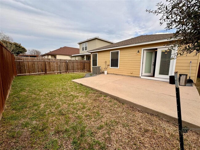 Building Photo - 5620 Victory Gallop Dr