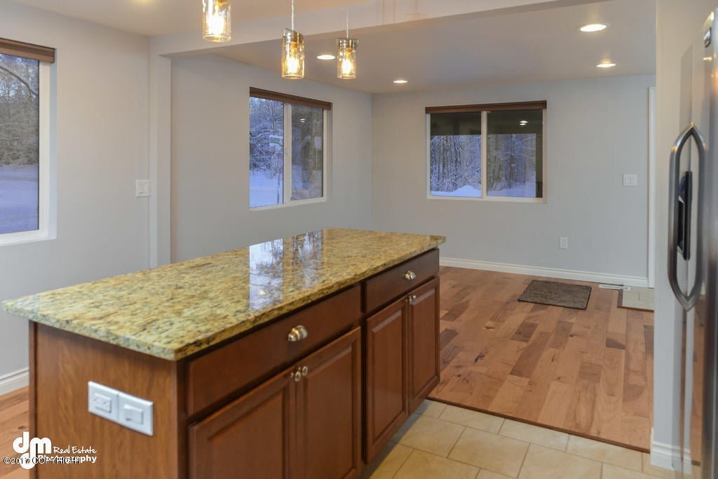 Building Photo - 21615 Settlers Dr