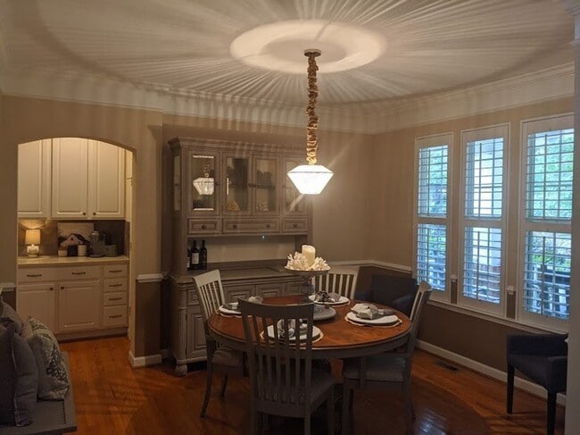 Building Photo - Birkdale Village with Fenced Yard-Huntersv...