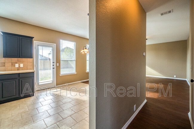 Building Photo - 2501 Tar Heel Dr