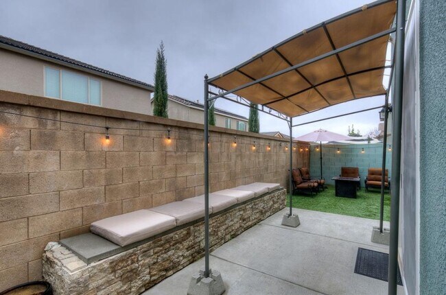 Building Photo - Cute Home in Fresno!