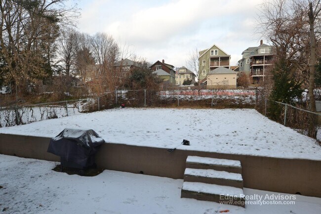 Building Photo - 28 Justin Rd