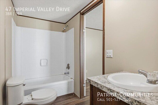 Building Photo - 47 Imperial Valley Dr