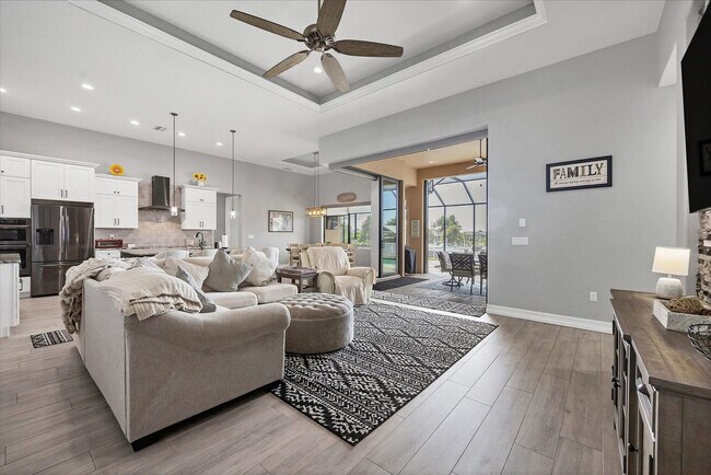 Primary Photo - 4286 Harbor Blvd