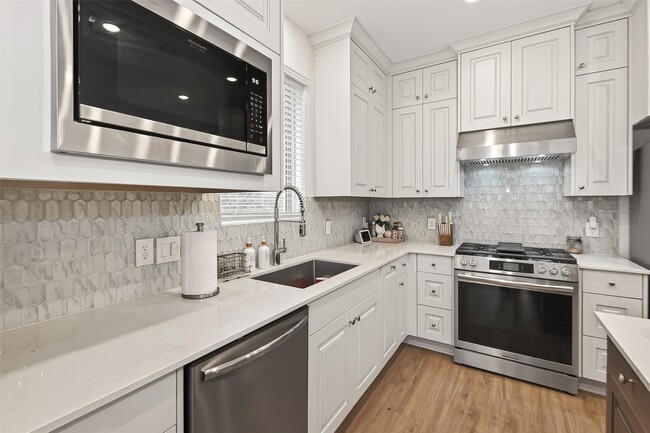 Building Photo - 27118 Angel Creek Ln