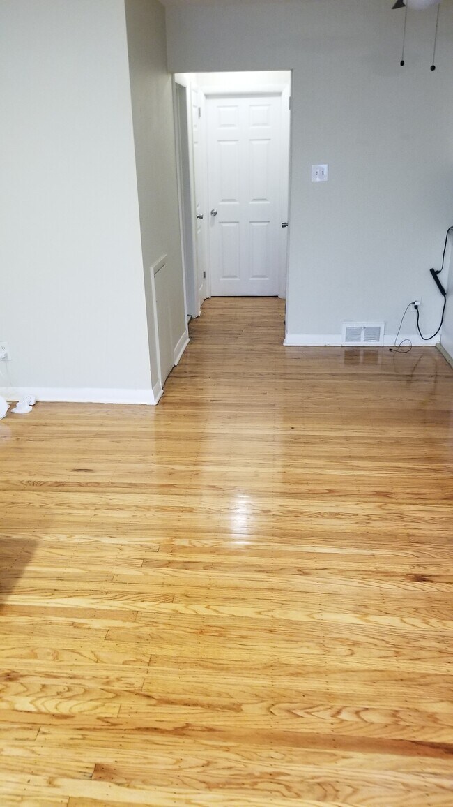 7341 Ruskin Rd 7341 Ruskin Rd Philadelphia PA 19151 Apartment Finder