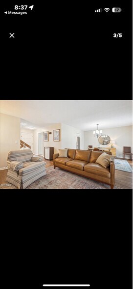 Building Photo - 24204 Woodridge Cir