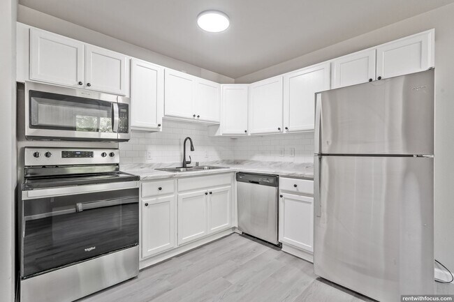 Interior Photo - The Ridge on Evans