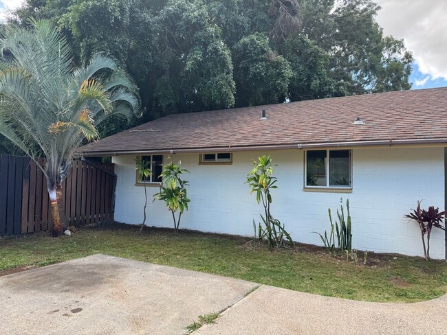 Building Photo - Newly Renovated 2 Bedroom / 1 Bathroom Cottage for Rent in Makawao!