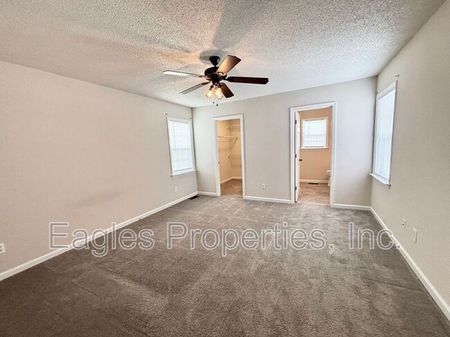 Building Photo - 503 True Vine Rd