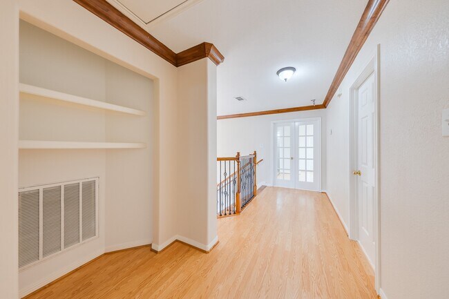 Building Photo - 8514 Bonner Dr