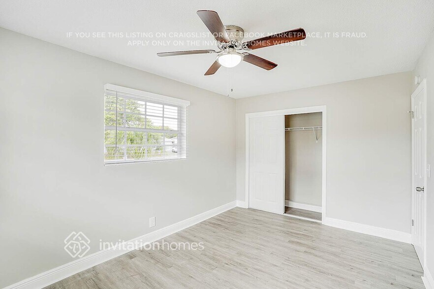 Building Photo - 1331 SW 21st Ave