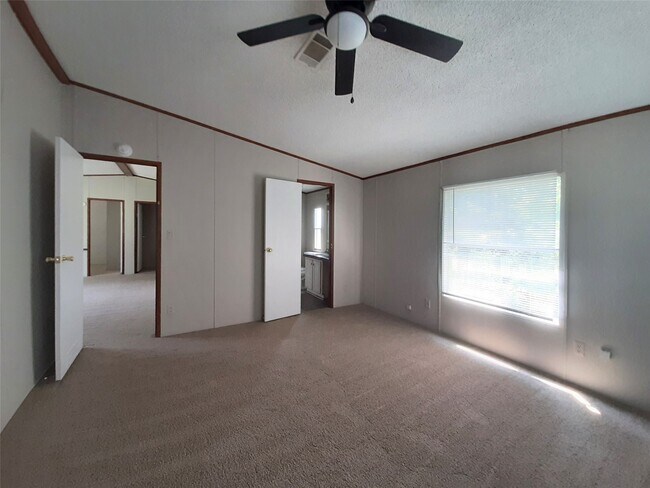 Building Photo - 16905 W Forrestal