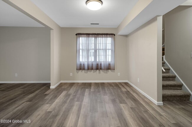 Building Photo - 3 Terry Ct