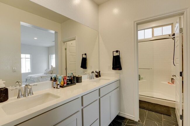 Building Photo - FULLY FURNISHED CONDO IN SUMMERLIN 89138! SHORT TERM!