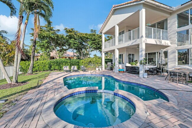 Building Photo - 11615 Paradise Cove Ln