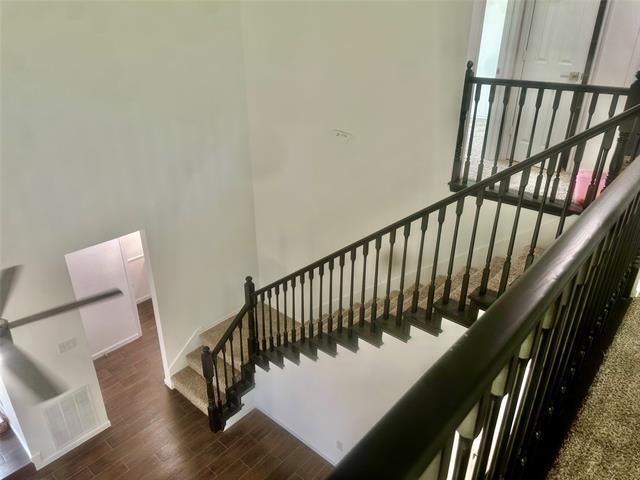 Building Photo - 1305 Berkeley Ct