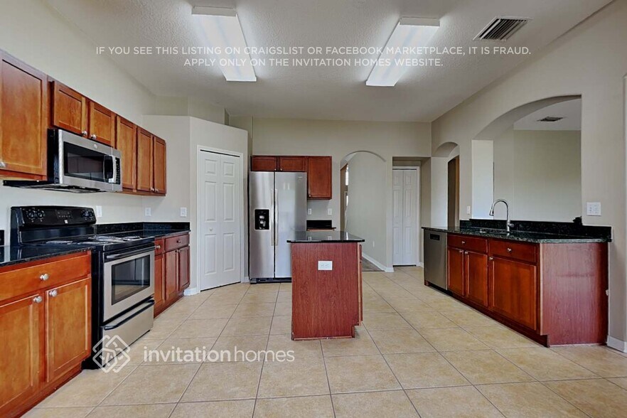 Building Photo - 1401 Gallberry Ct