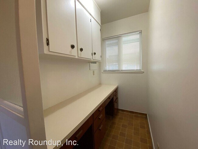 Building Photo - 4 br, 2 bath House - 4496 W Highway 4