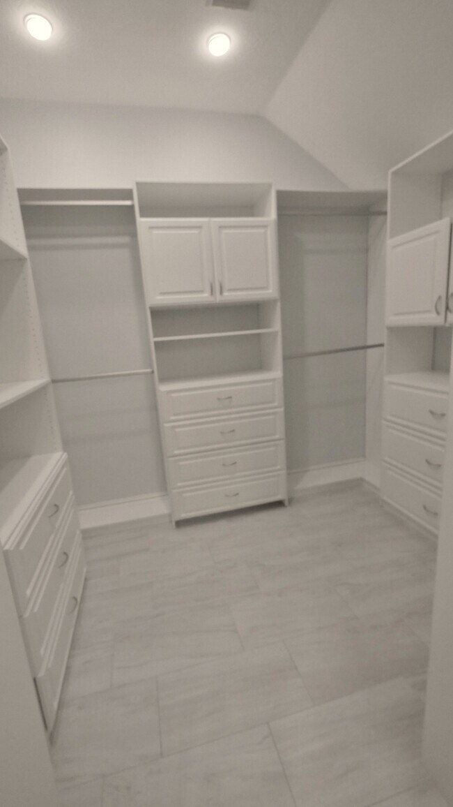 Building Photo - 1314 Caravelle Ct