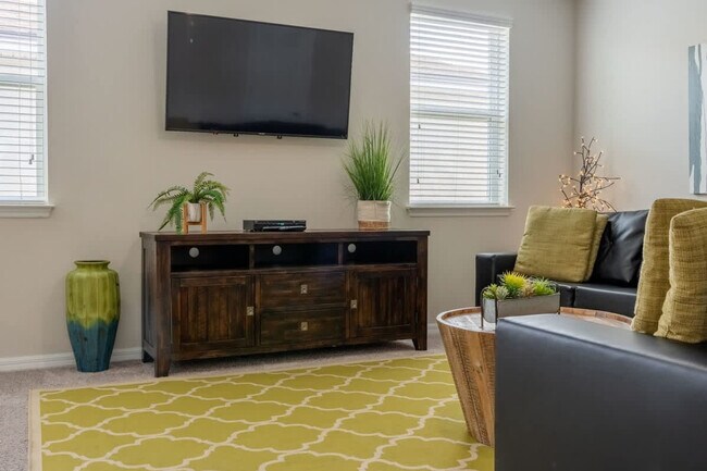 Building Photo - 1836 Sandy Pk Trl