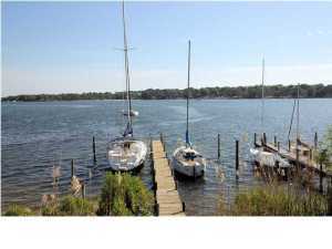 Primary Photo - Waterfront townhome