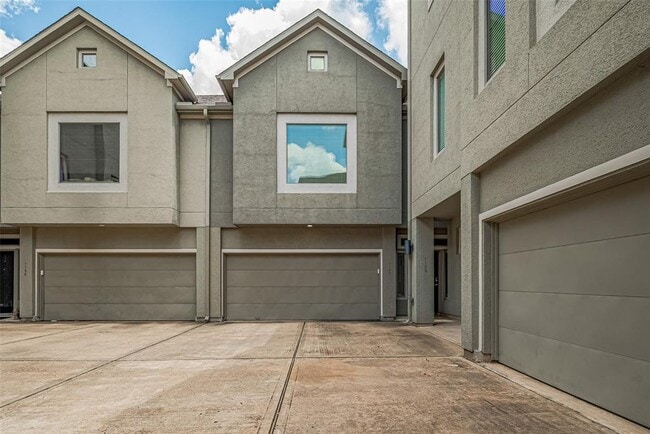 Building Photo - 1140 Patterson St
