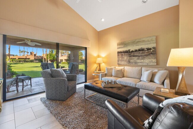 Building Photo - 73416 Poinciana Pl