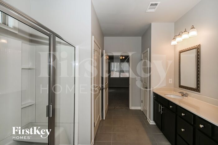 Building Photo - 1020 Creekhead Dr