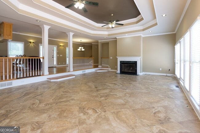 Building Photo - 5166 Wheeler Dr