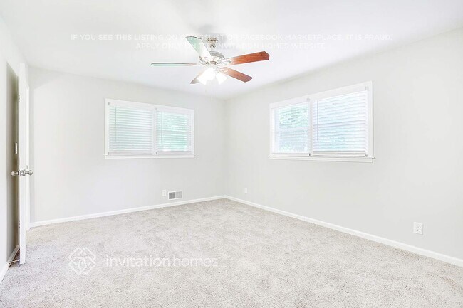 Building Photo - 4430 Pullen Ln SW