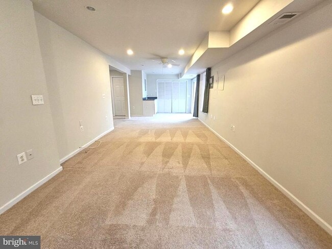 Building Photo - 1969 Peachtree Ct