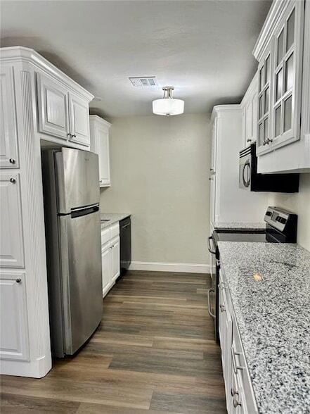 Building Photo - 509 Meadow Lake Dr