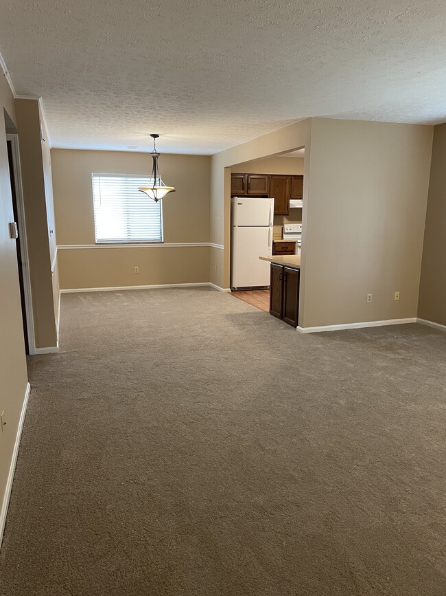 Building Photo - 6385 Catawba Dr