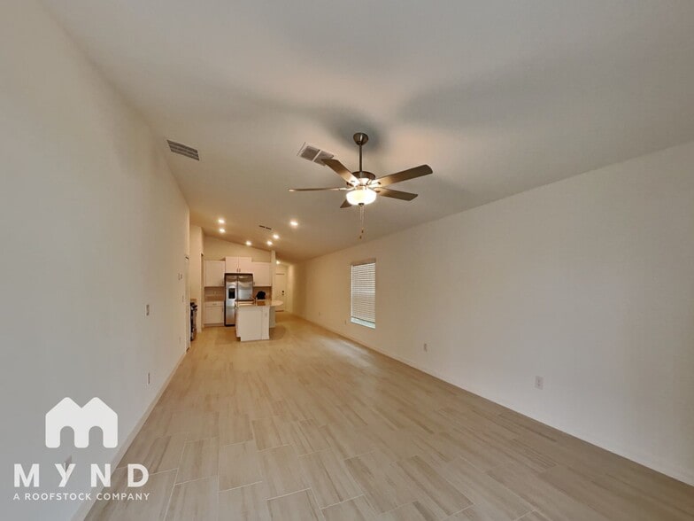 Building Photo - 35099 Ackley Trce