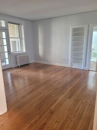 Building Photo - 1611 Hampton Blvd