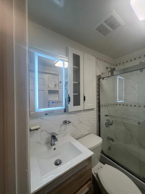 Building Photo - 477 Halsey St