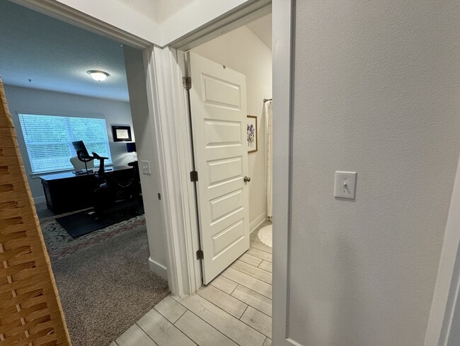 Building Photo - 4007 Amble Wy