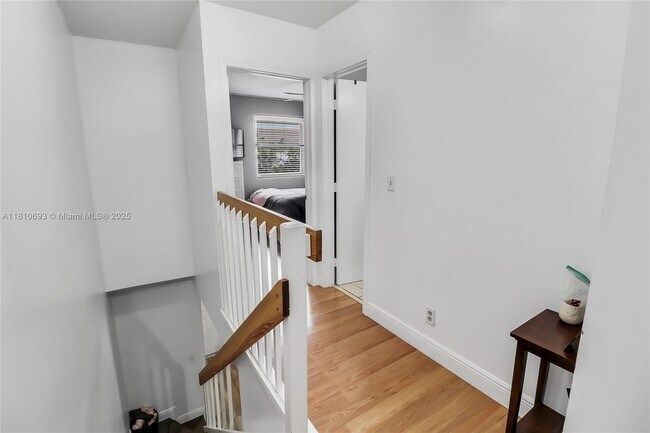Building Photo - 9891 Riverside Dr