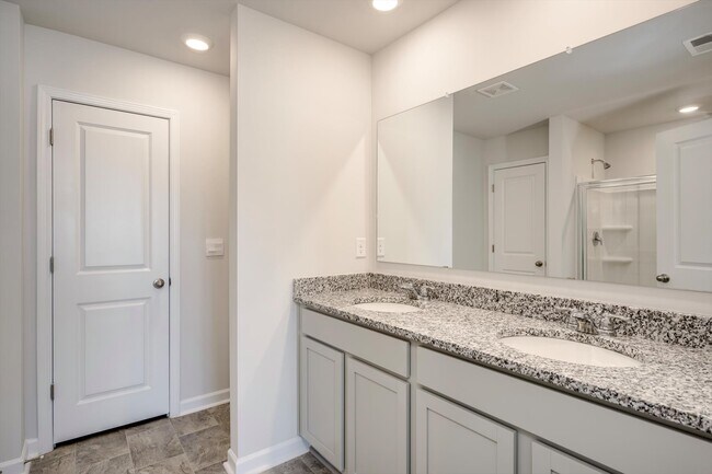 Building Photo - 3504 Firestone Dr