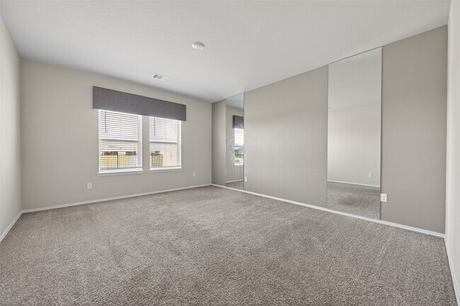 Building Photo - 14432 Sugar Pines Dr