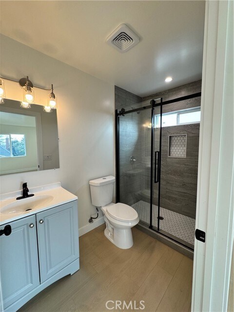 Building Photo - 8109 Cole St