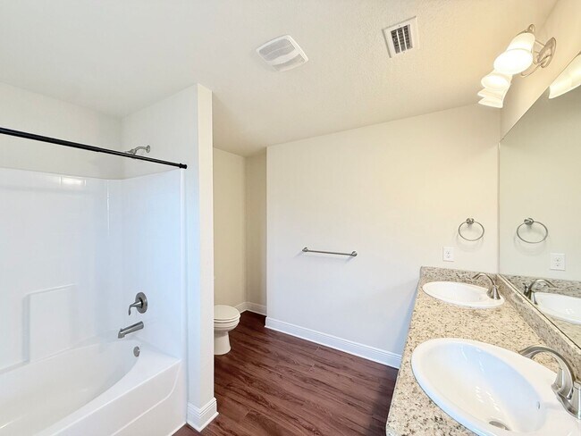 Building Photo - 3-Bedroom Home - Carmell Ridge