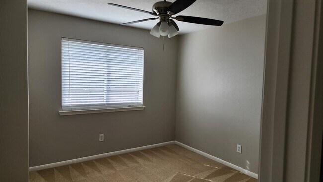 Building Photo - 6819 Highwind Bend Ln