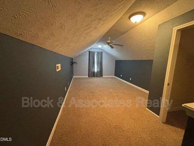 Building Photo - 2228 Stornoway Ct