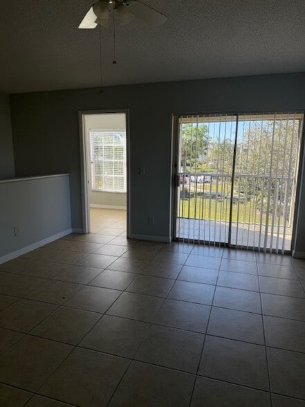 Building Photo - 124 Santa Clara Dr