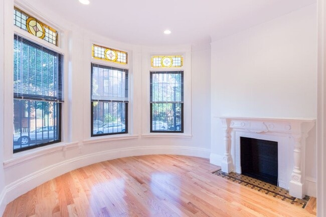 Bedroom (1 of 2)-Small - 127 St. Botolph Street