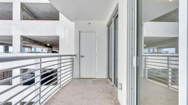 Building Photo - 1830 Radius Dr