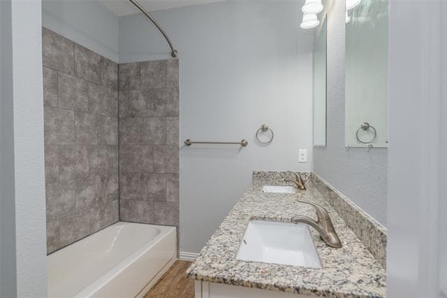 Building Photo - 2030 Brookes St