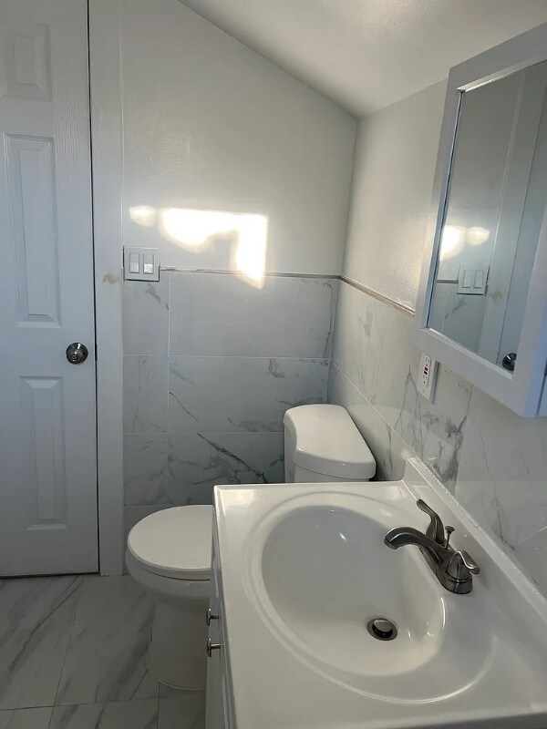 Building Photo - 478 Fabyan Pl